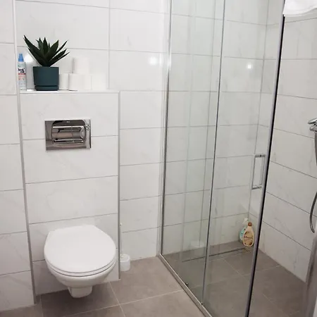 Apartment N